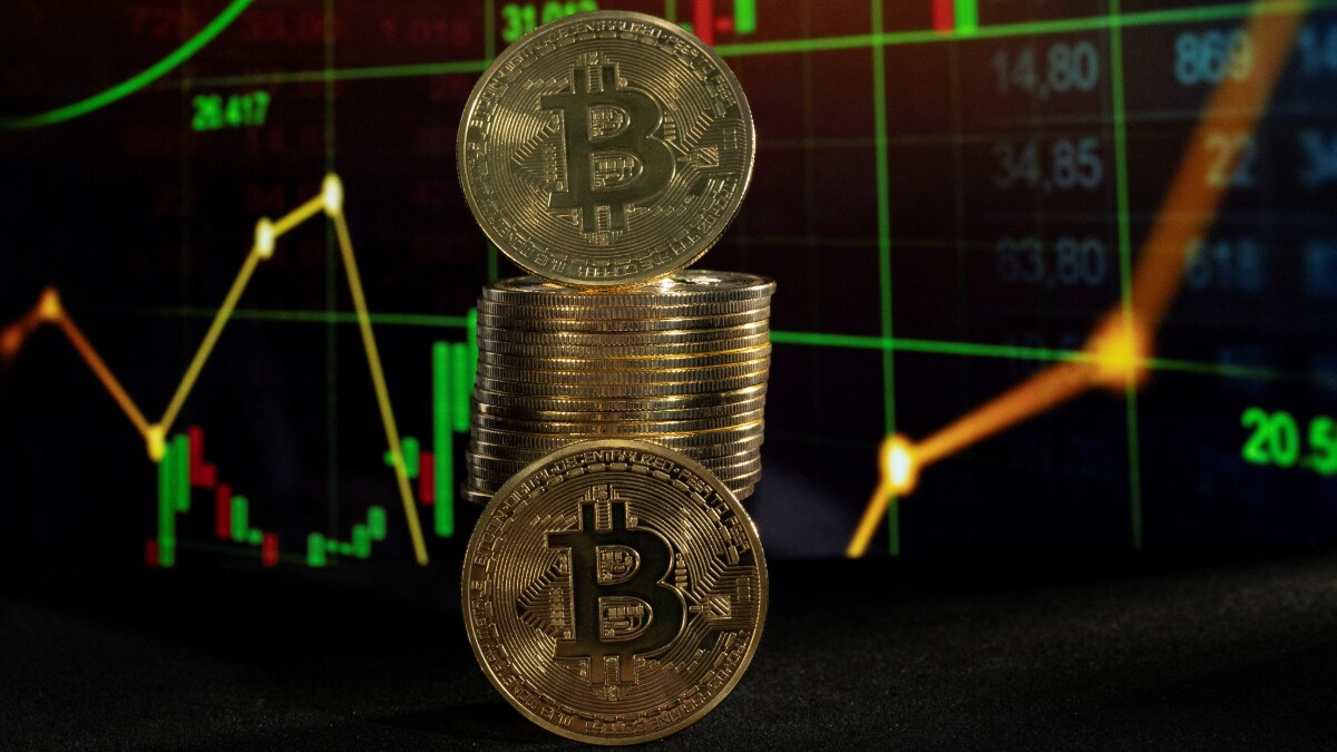 Bitcoin Eyes $105K Factors Driving the Surge and Risks Ahead