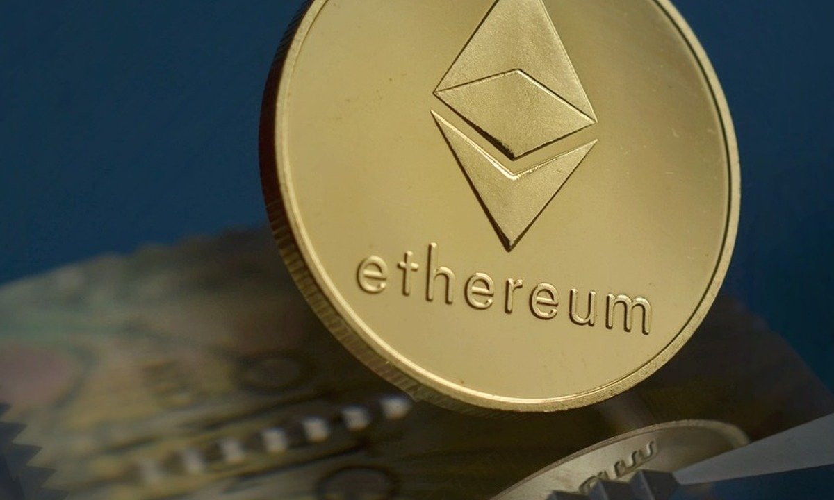 Ethereum (ETH) Smart Contract King