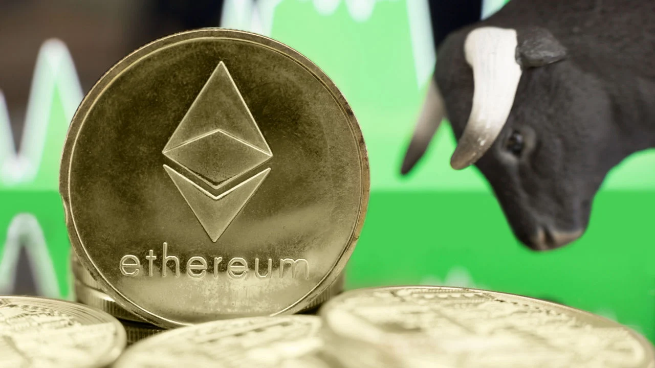 Ethereum Shows Bullish Signals