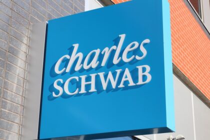 Charles Schwab to Launch Spot Bitcoin Trading